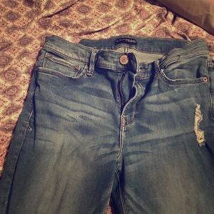 Express vintage jeans shredded on the bottom